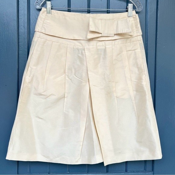 Valentino Rare 100% Silk Skirt With BOW with pockets Cream Women Size 4 - Picture 1 of 8